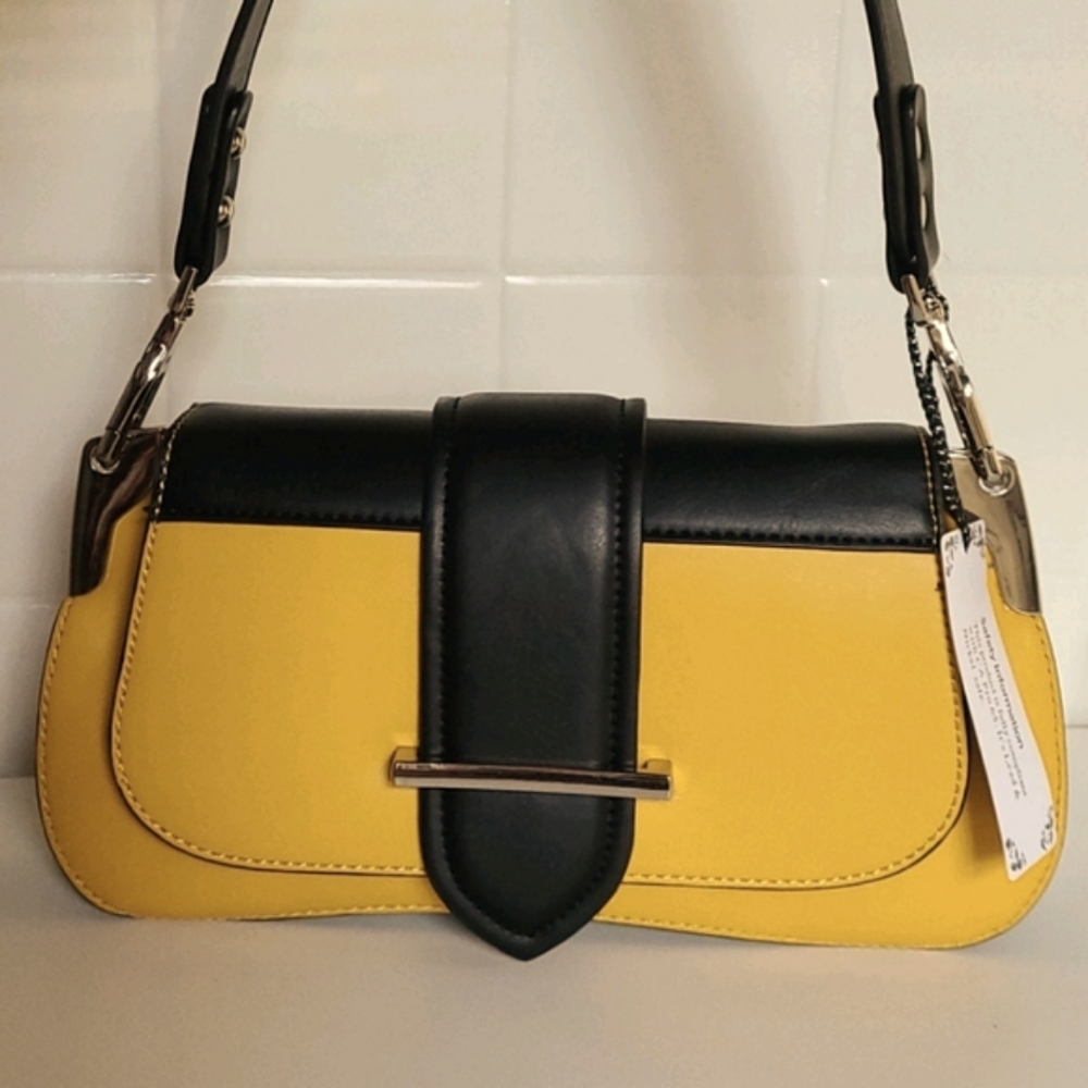 NWT vegan shoulder bag.